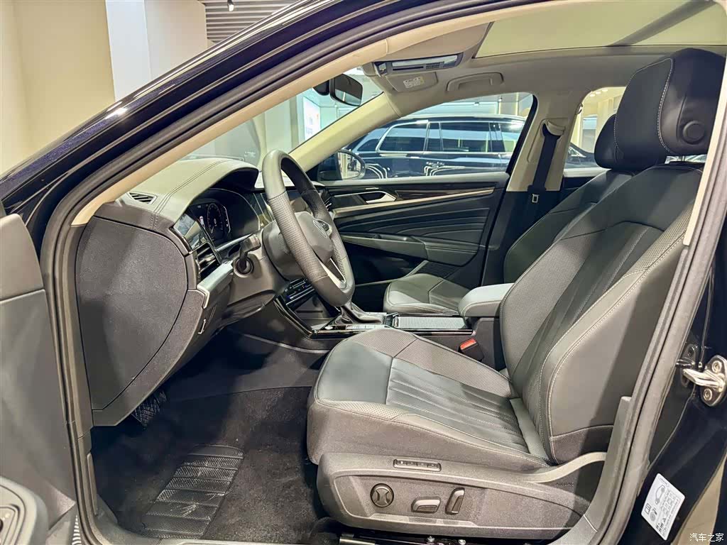 Volkswagen Passat, 2025 18