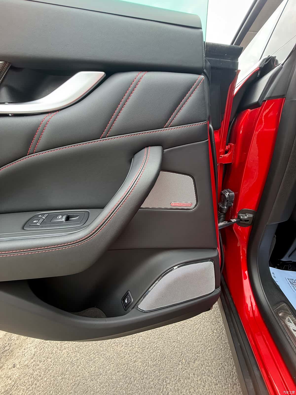 Maserati Levante, 2019 13