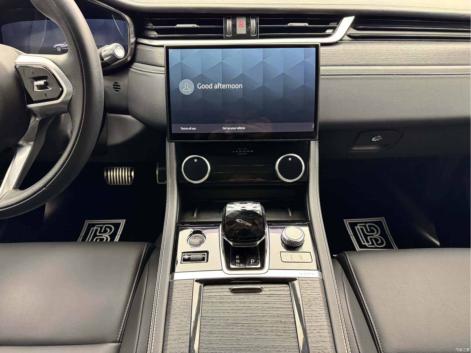 Land Rover P250, 2021 7
