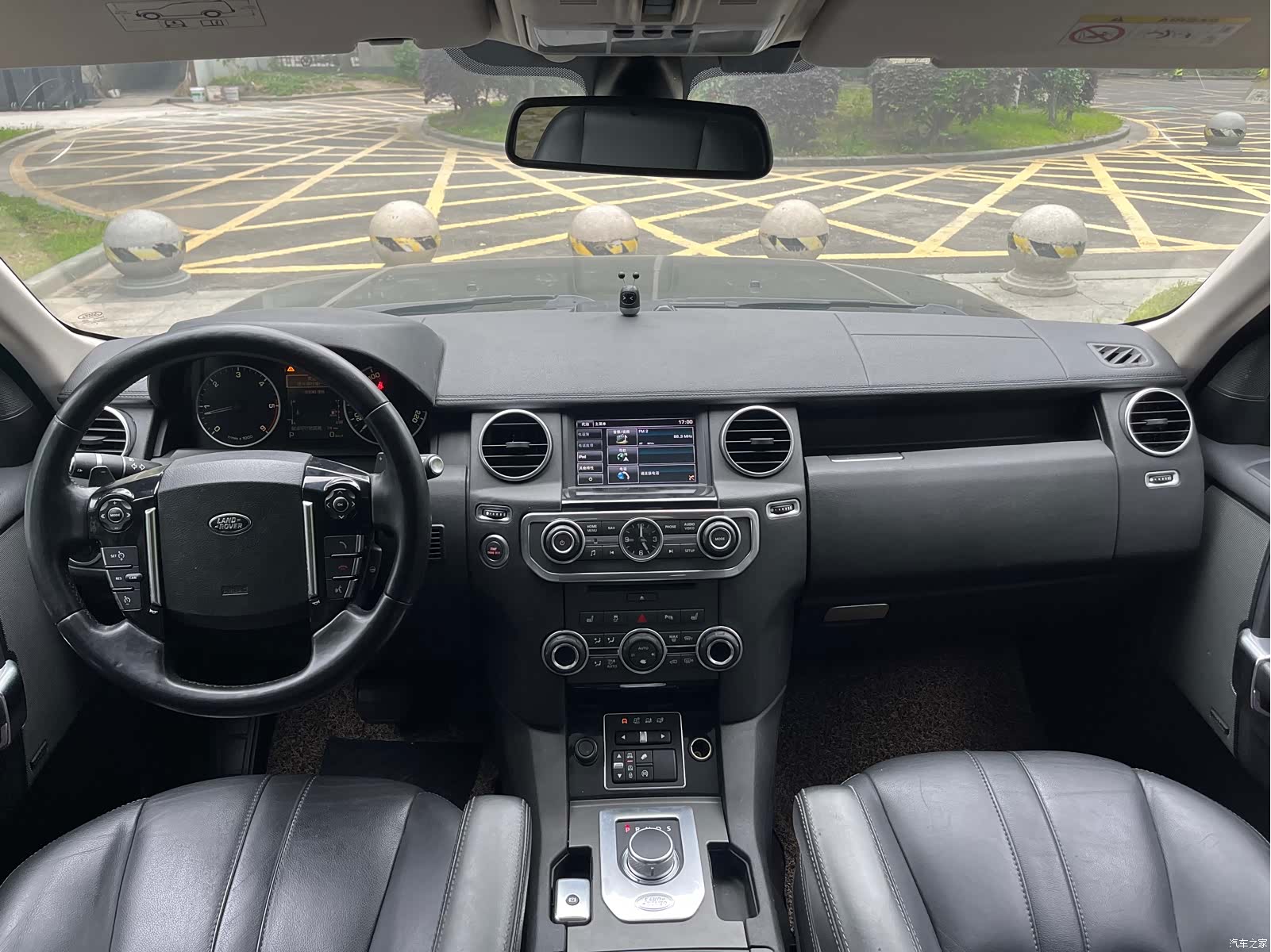 Land Rover Discovery, 2015 все фото
