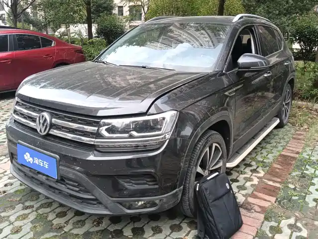 Volkswagen Tharu 2020 — купить из Китая под заказ