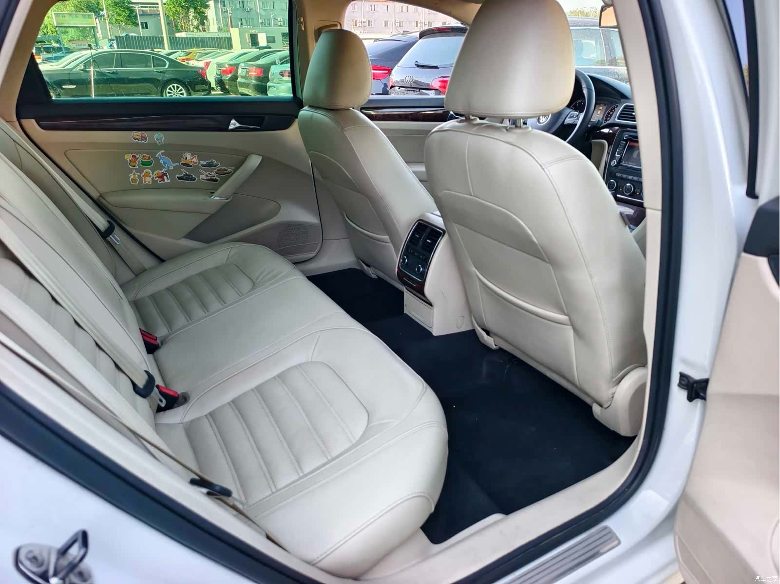 Volkswagen Passat, 2013 16