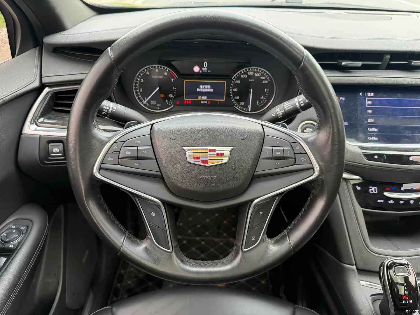 Cadillac XT5, 2020 8