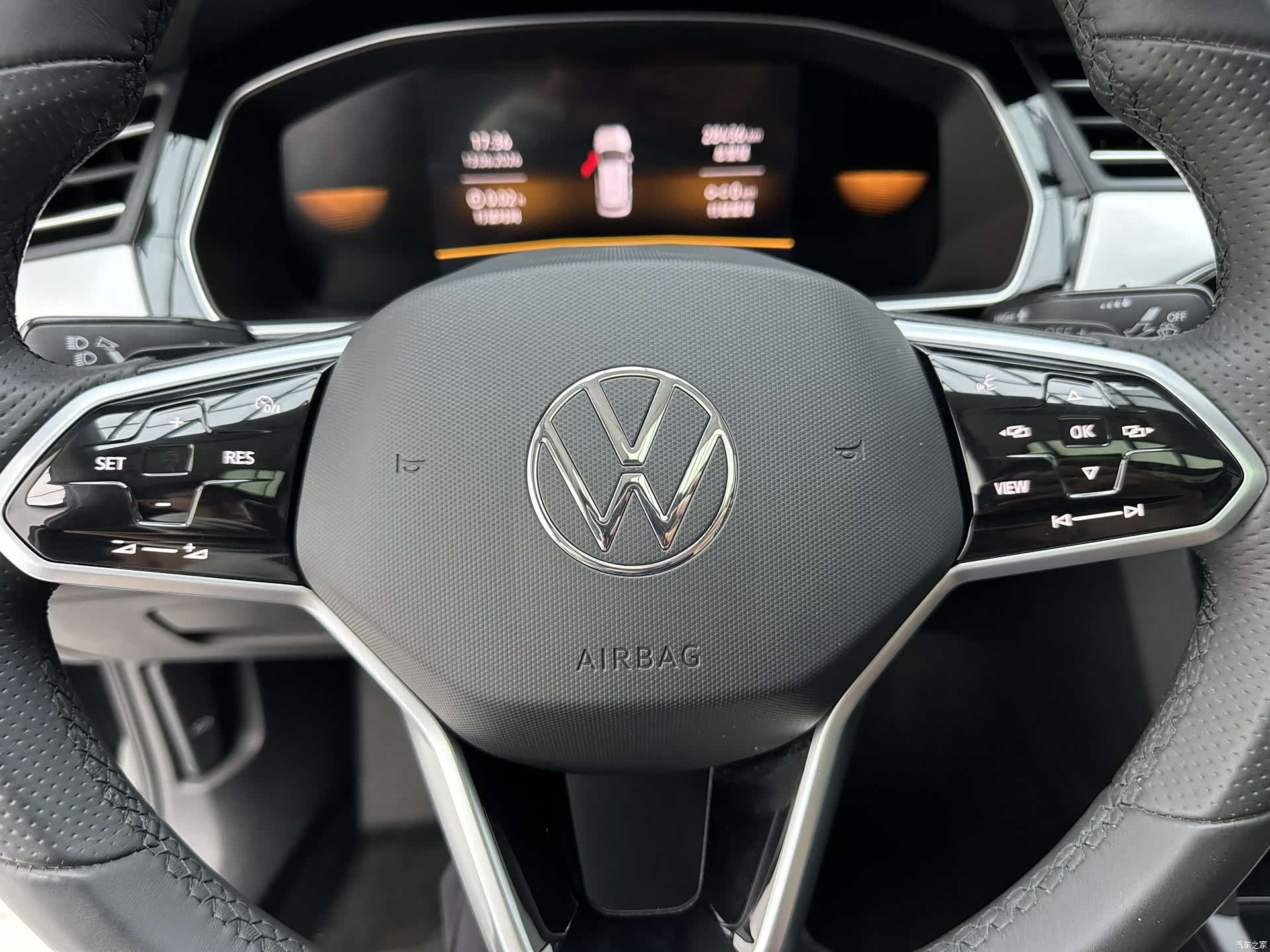 Volkswagen Magotan, 2024 12