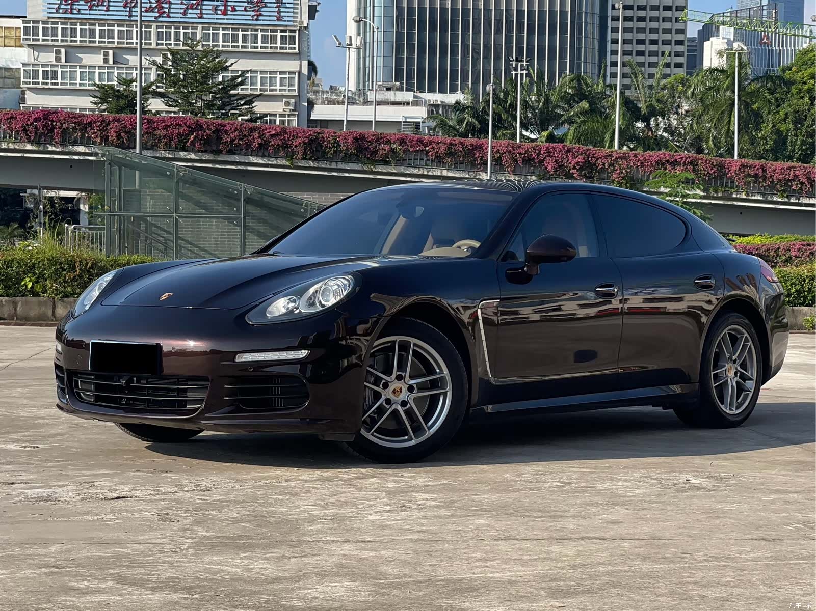 Porsche Panamera, 2014 1