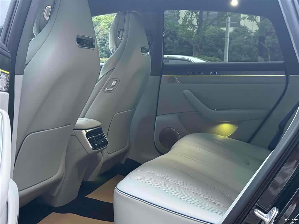 Luxeed S7, 2025 8