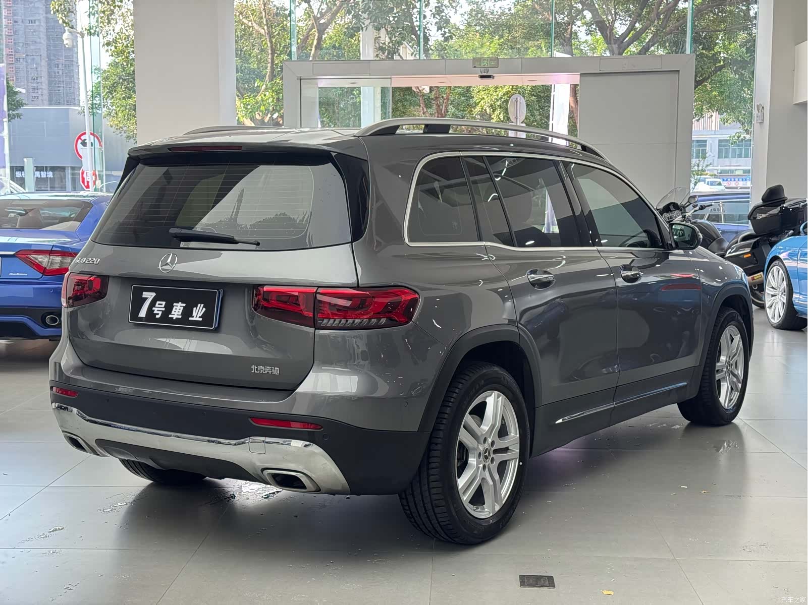 Mercedes-Benz GLB, 2022 все фото