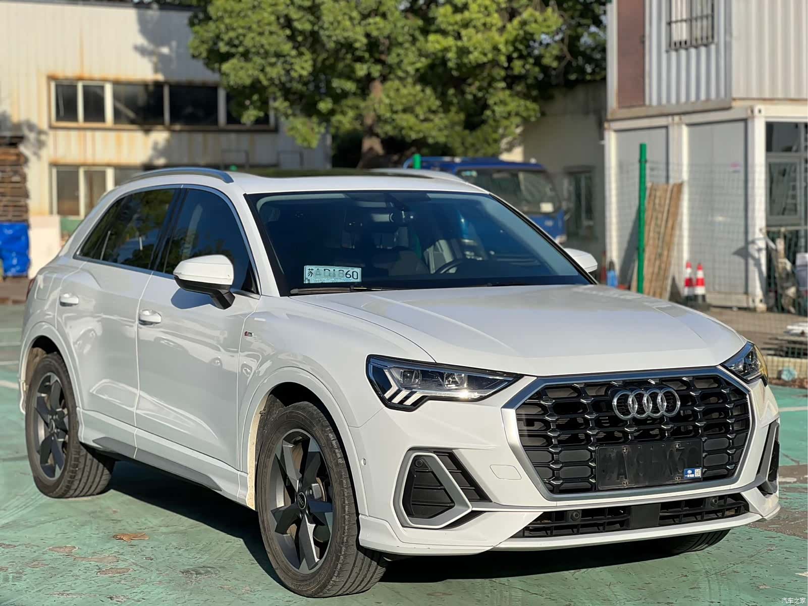 Audi Q3, 2022 3