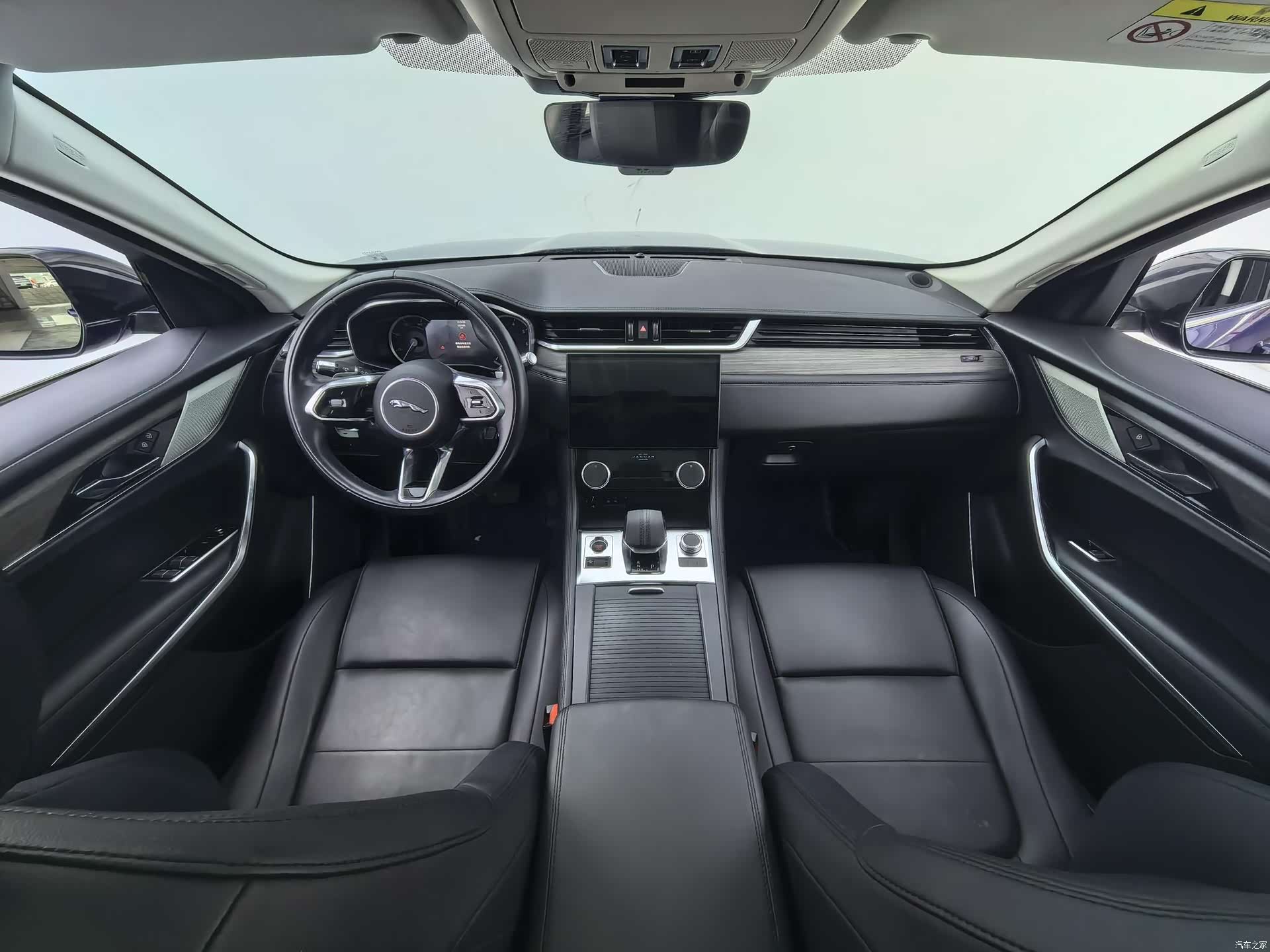 Jaguar F-PACE, 2021 12