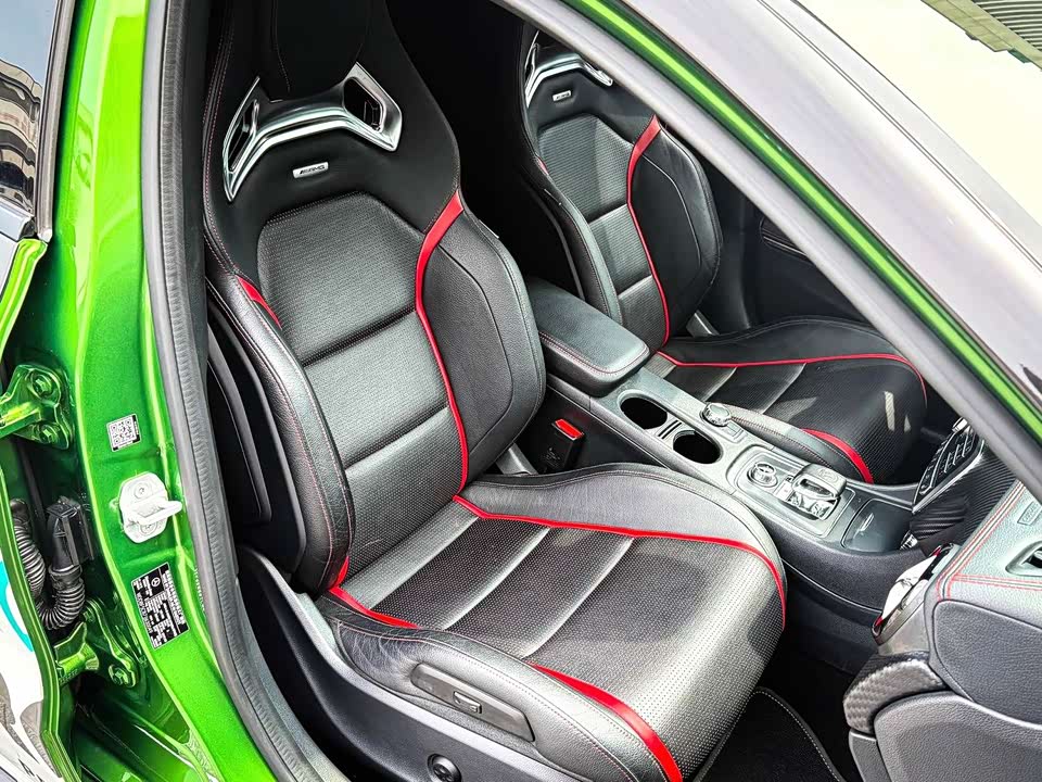 Mercedes-Benz Class A AMG Mercedes-Benz Class A AMG