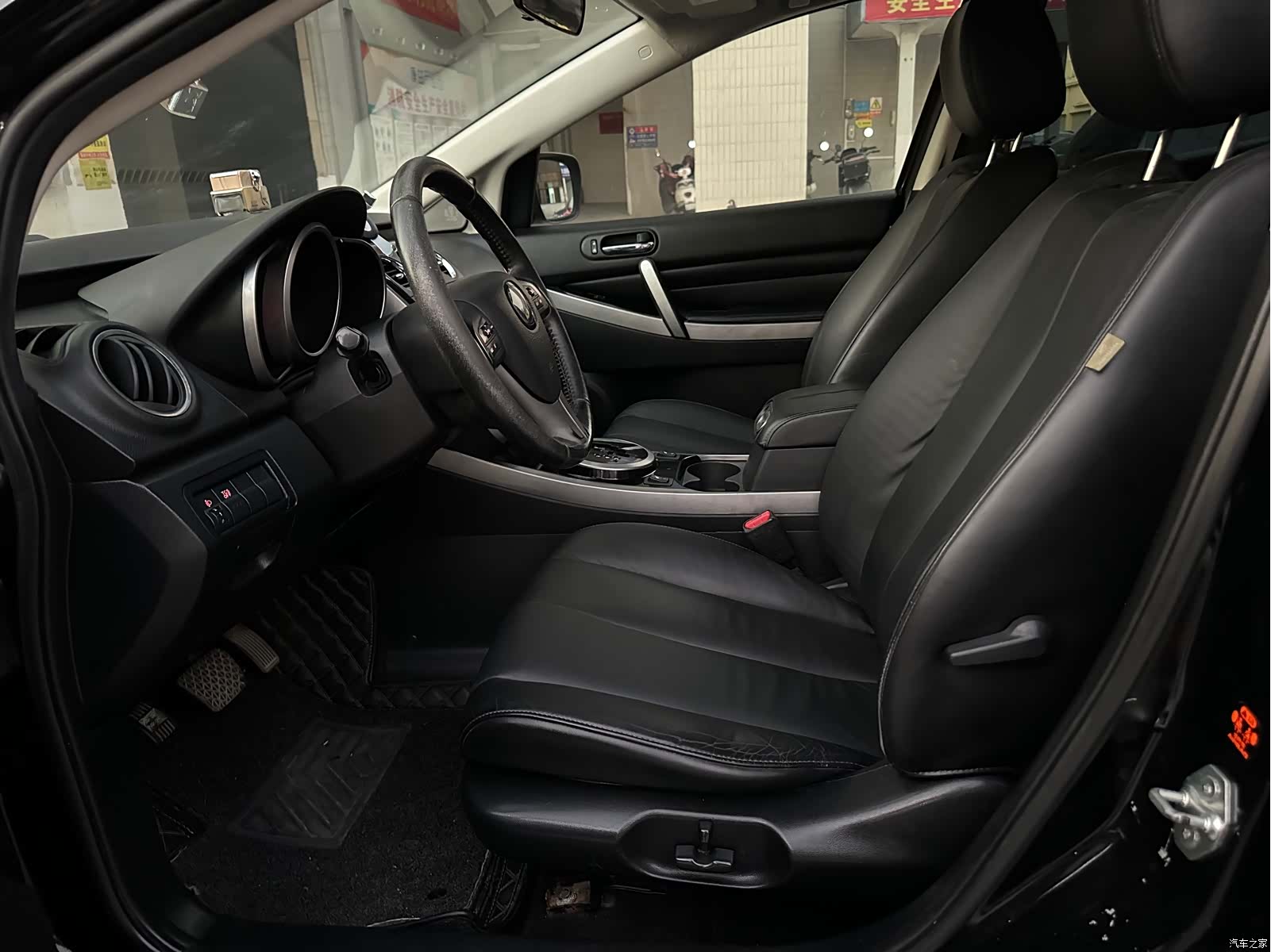 Mazda CX-7, 2011 12