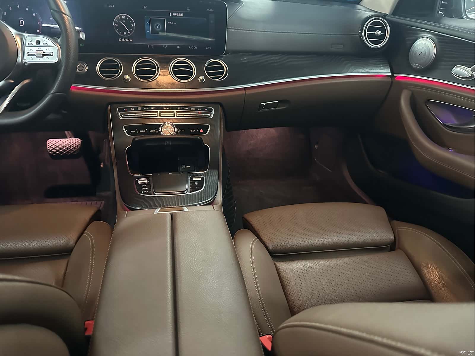 Mercedes-Benz E-Class, 2019 14