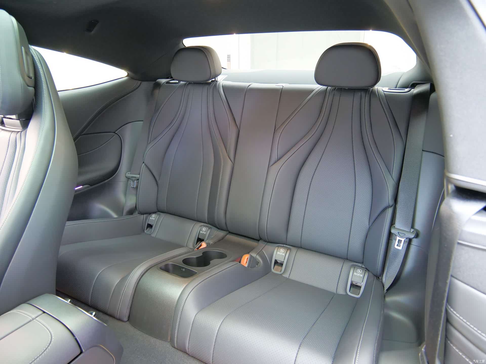 Mercedes-Benz CLE, 2024 14
