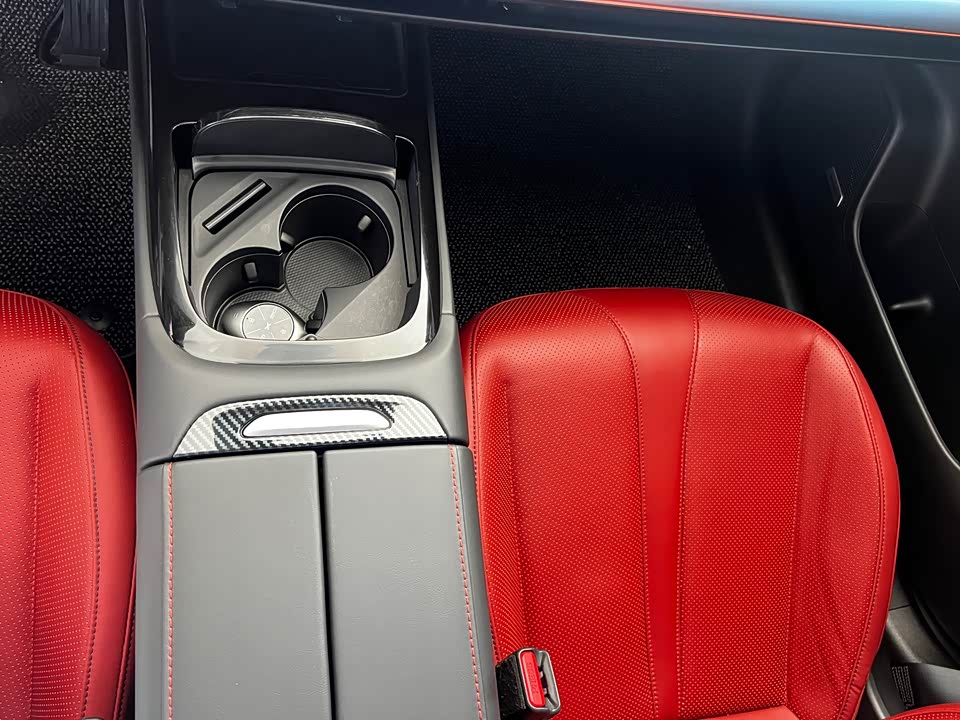 XPENG P7 XPENG P7