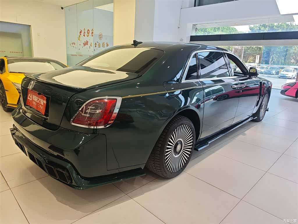 Rolls-Royce Ghost, 2012 все фото
