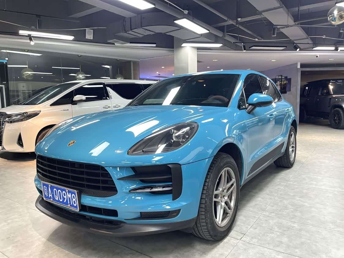 Porsche Macan, 2022 1