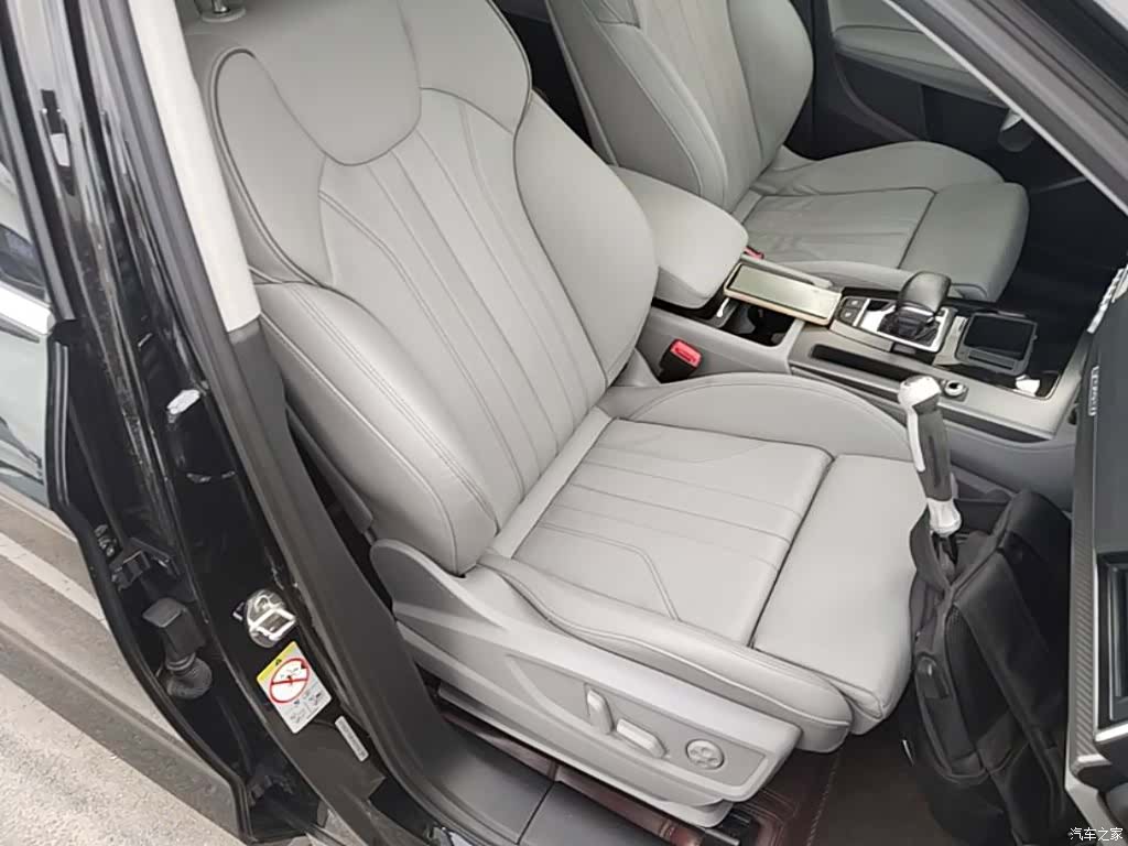 Audi Q5L, 2021 25