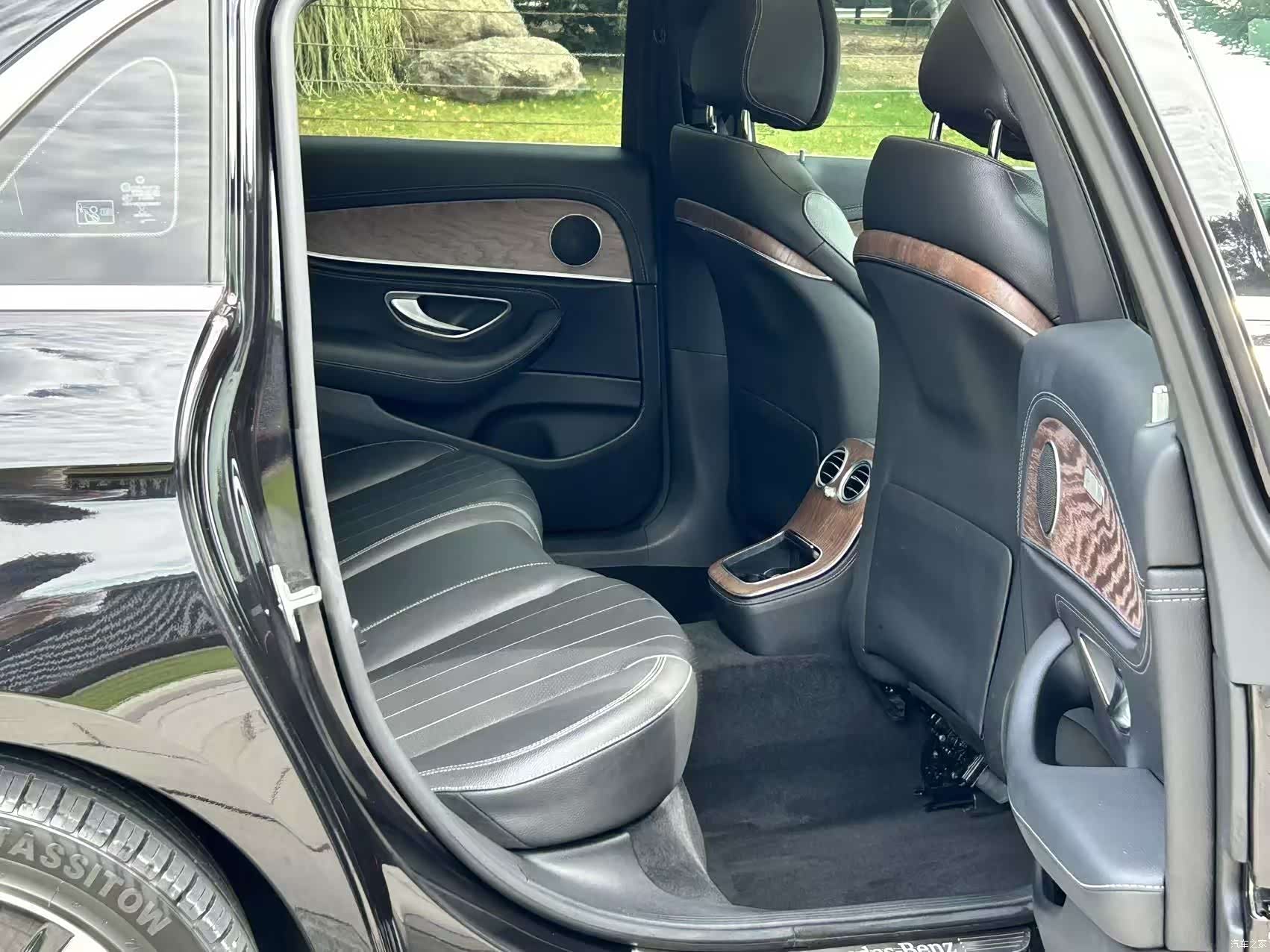 Mercedes-Benz E-Class, 2021 10