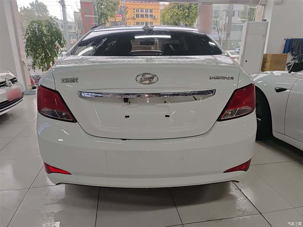 Hyundai GLX, 2014 6