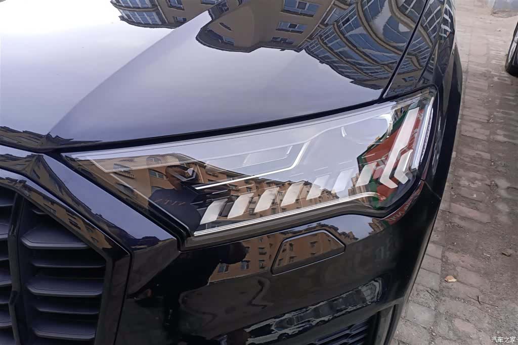 Audi Q7, 2021 все фото
