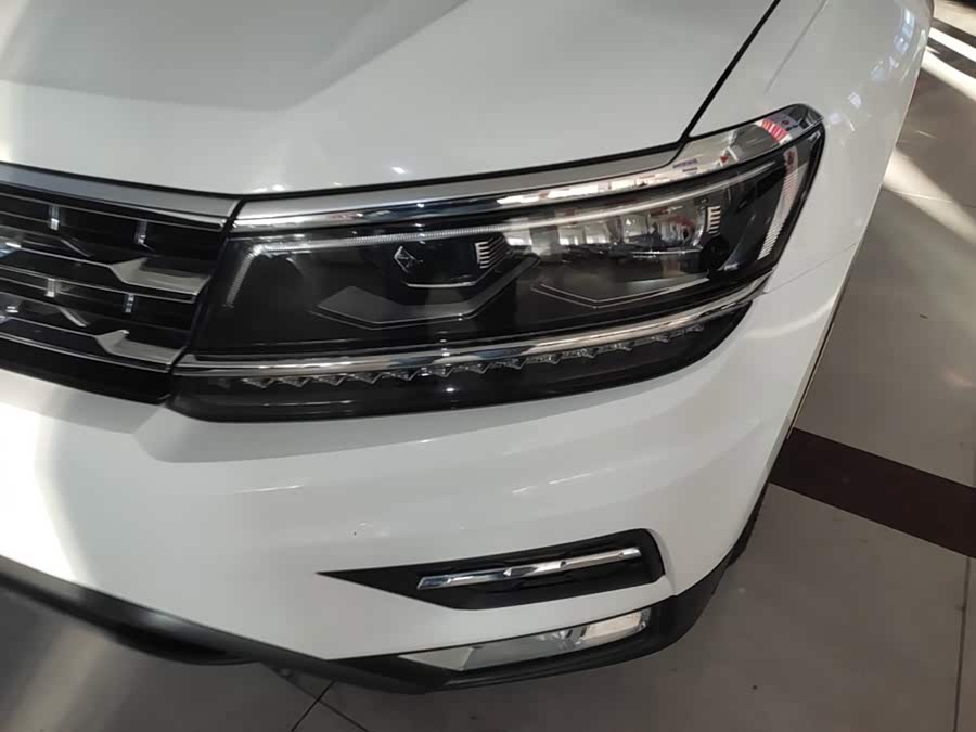 Volkswagen Tiguan L 2017, фото 23