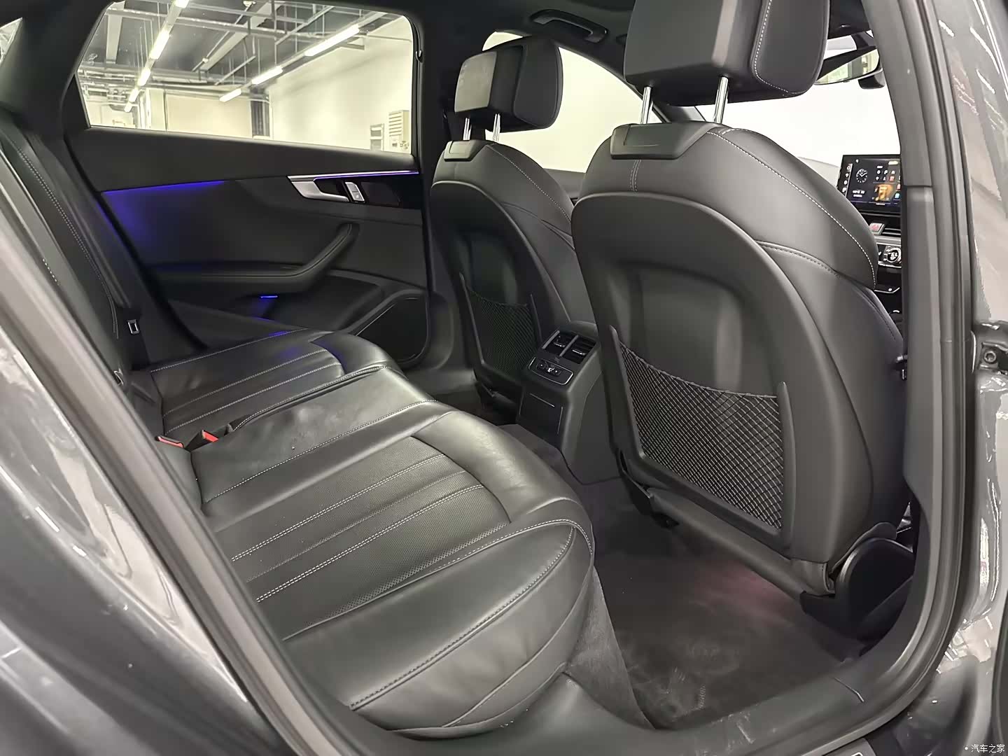 Audi A4L, 2024 14