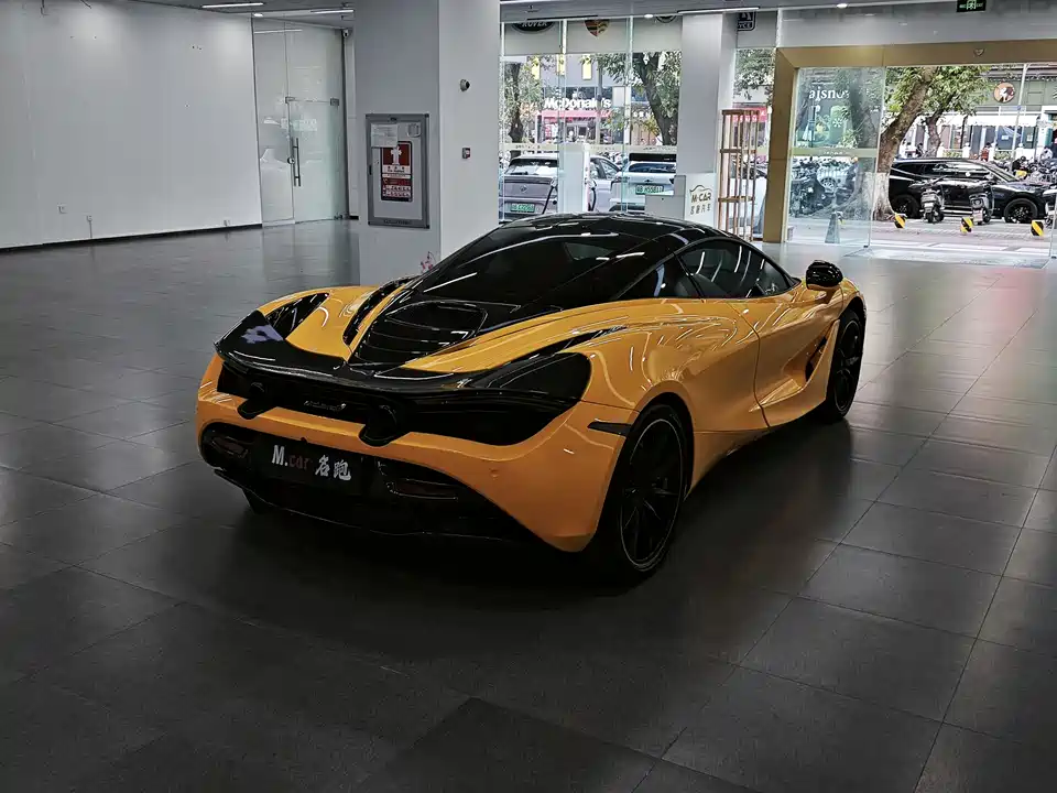 McLaren 720S