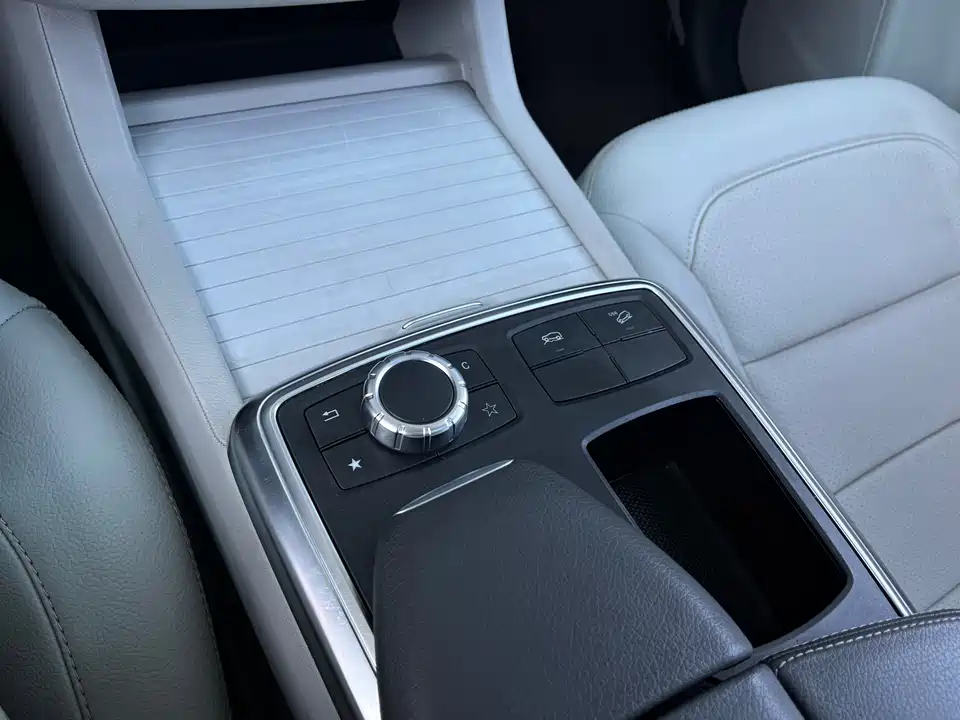 Mercedes-Benz M class Mercedes-Benz M class