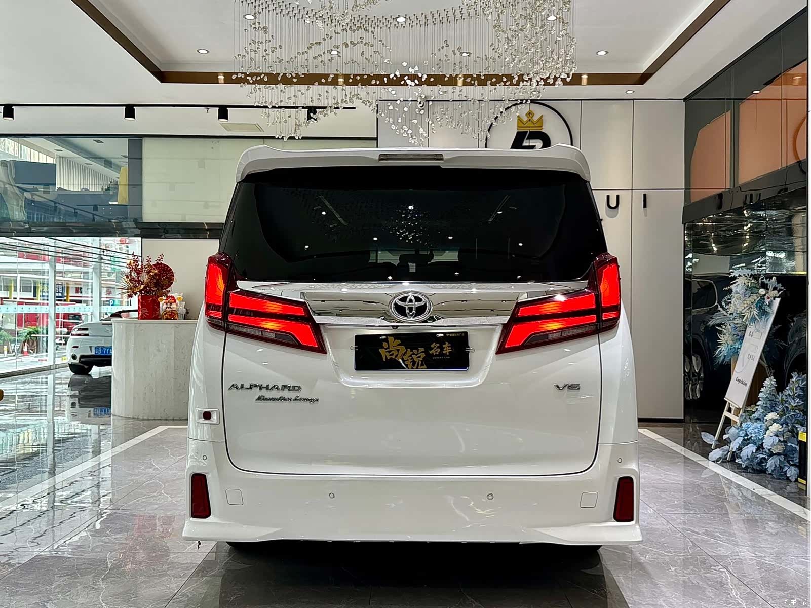 Toyota Alphard, 2018 12
