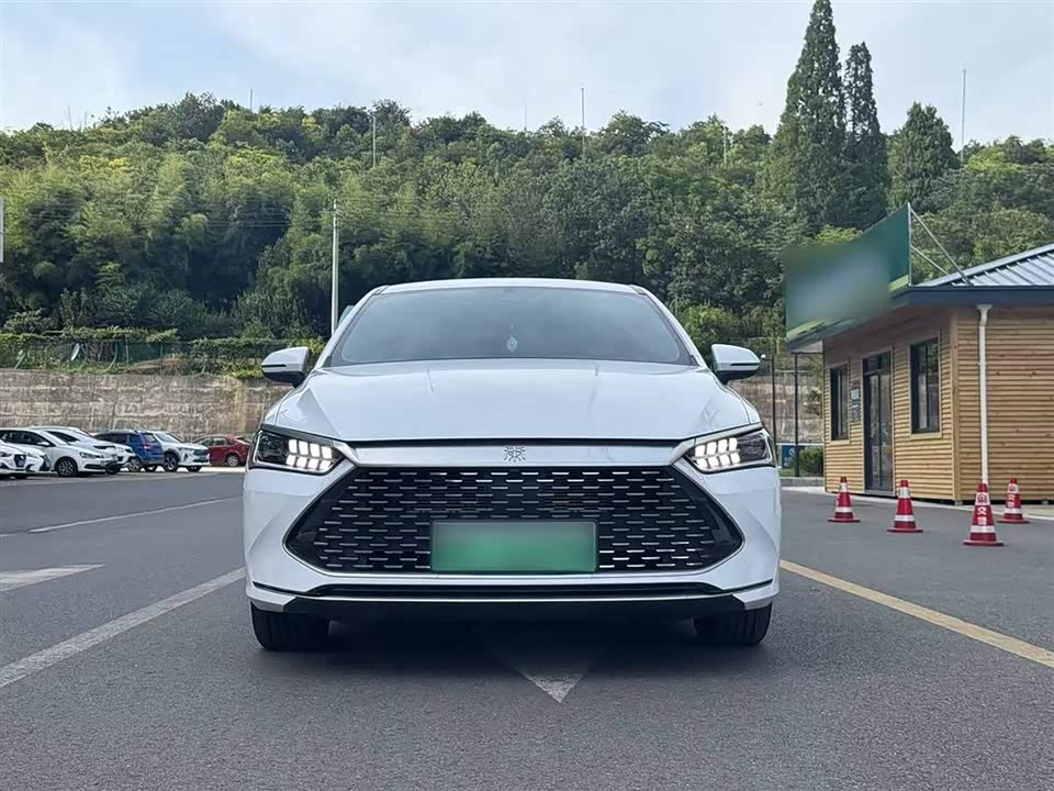 BYD Qin Yuan BYD Qin Yuan