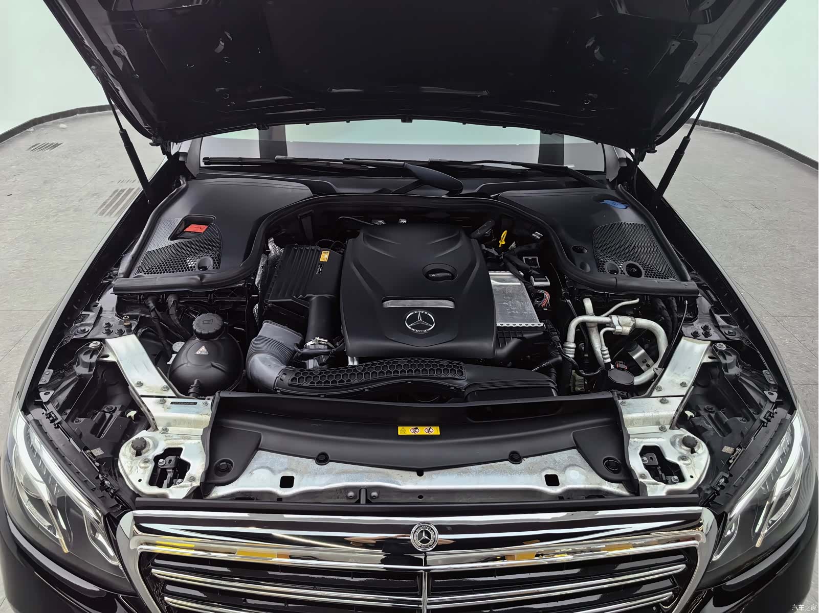 Mercedes-Benz E-Class, 2017 6