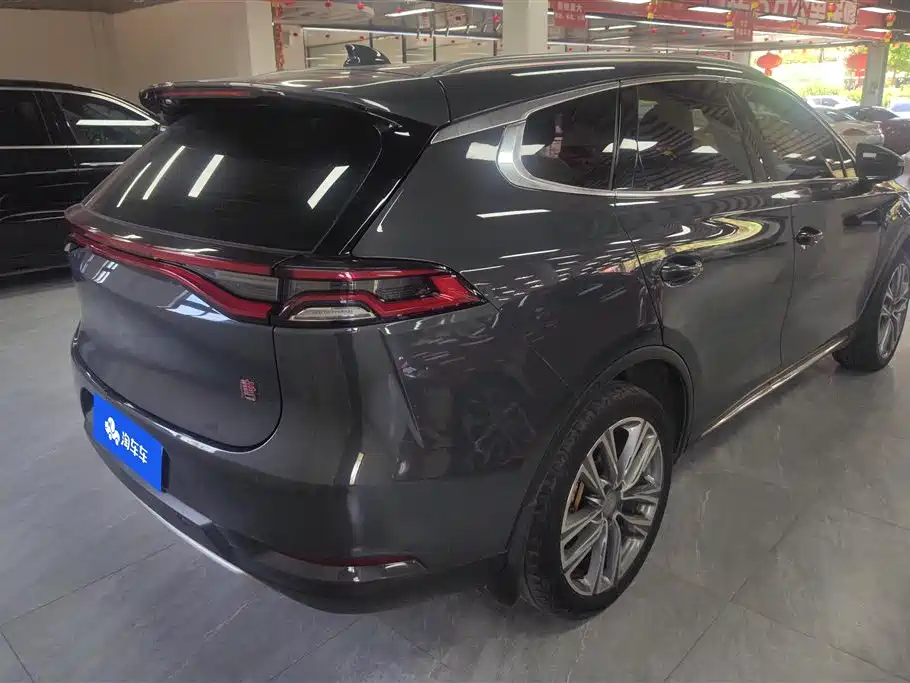BYD Tang