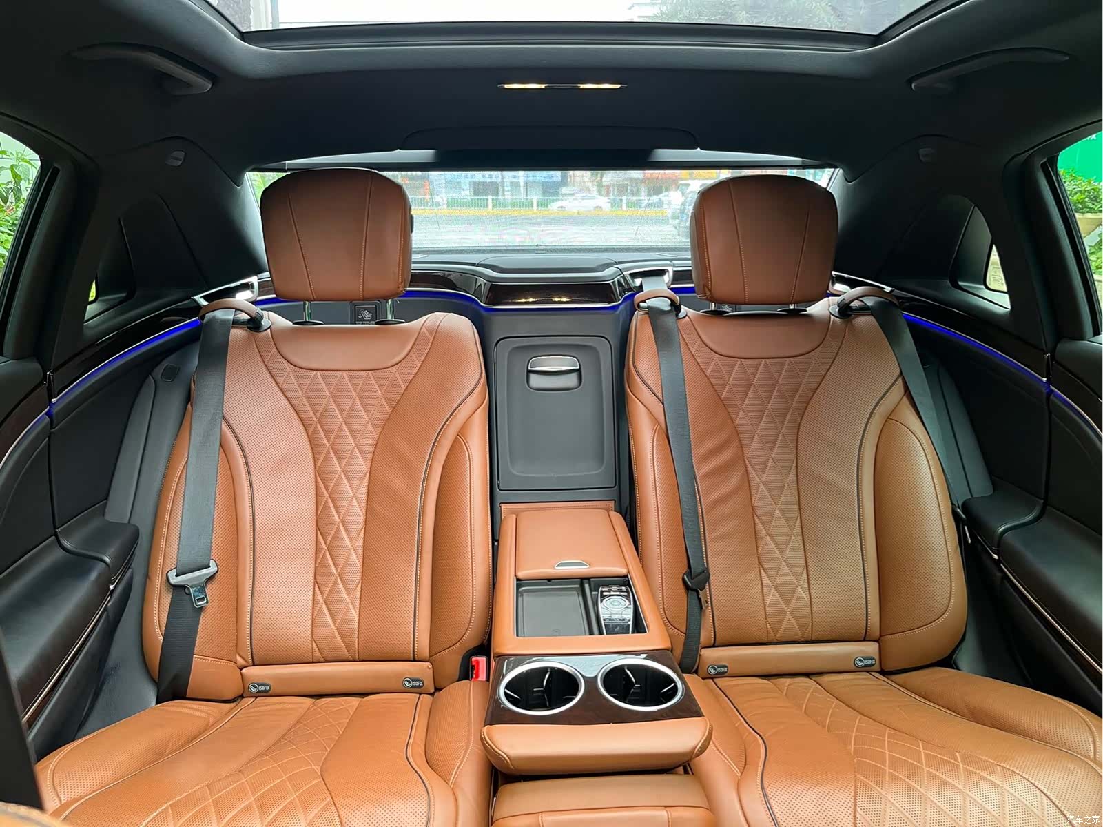 Maybach S-Class, 2020 10