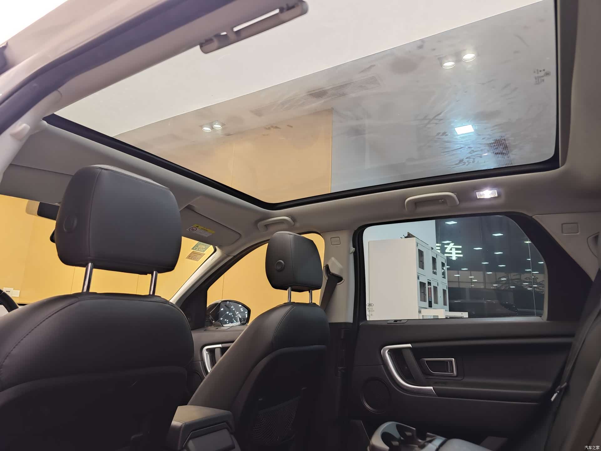 Land Rover Discovery, 2019 24