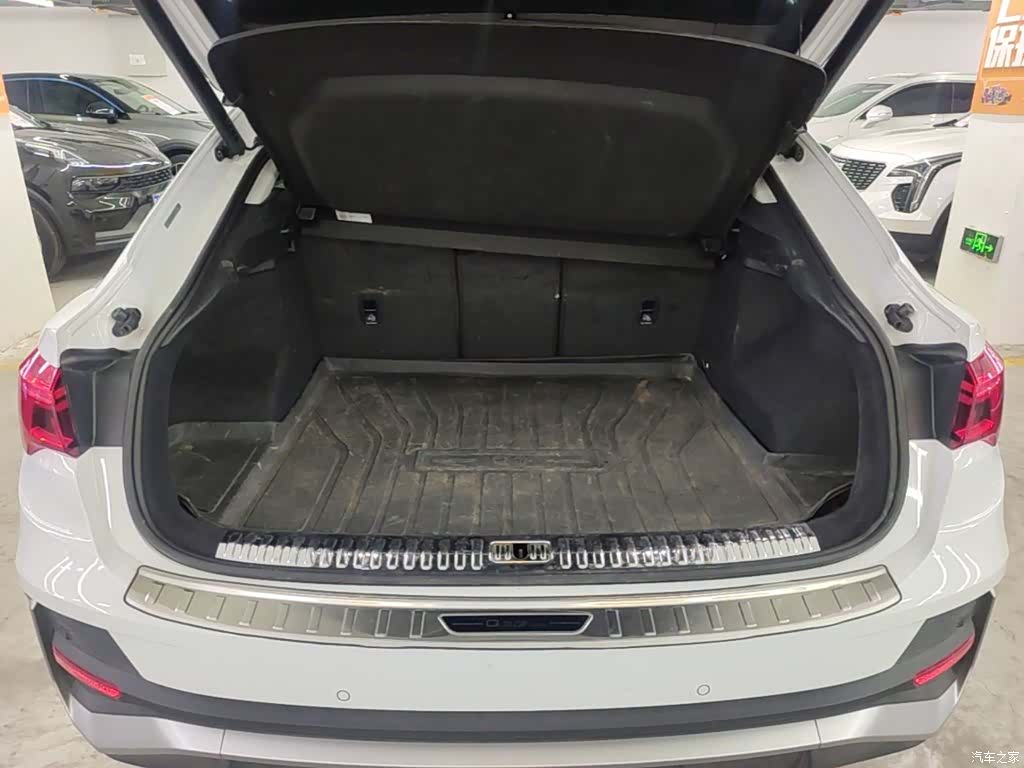 Audi Q3, 2022 19