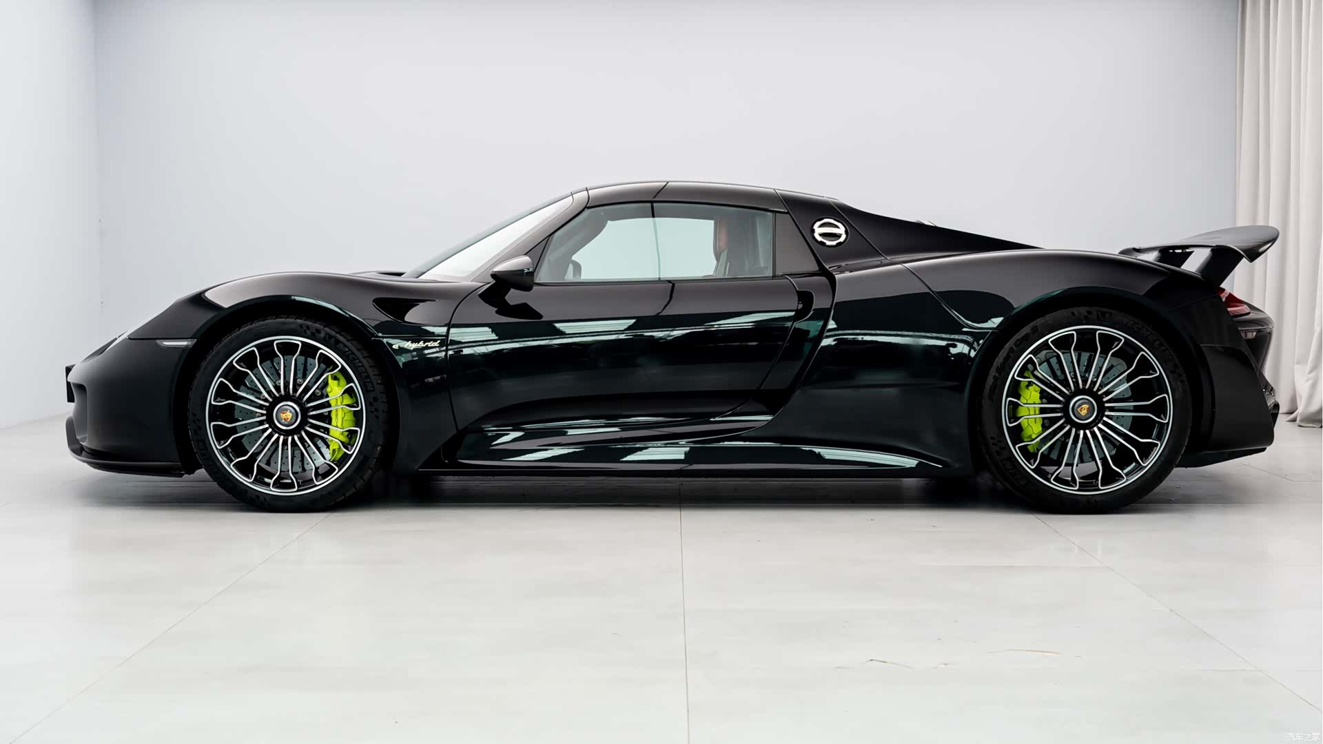 Porsche 918, 2016 4