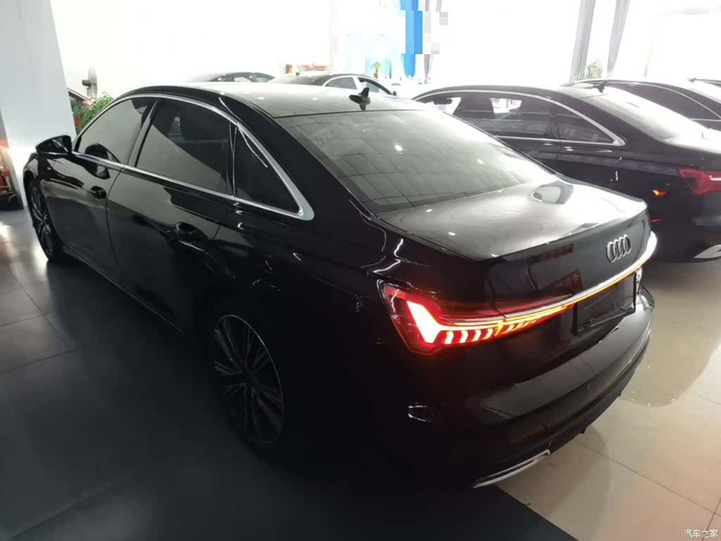 Audi A6L, 2022 все фото