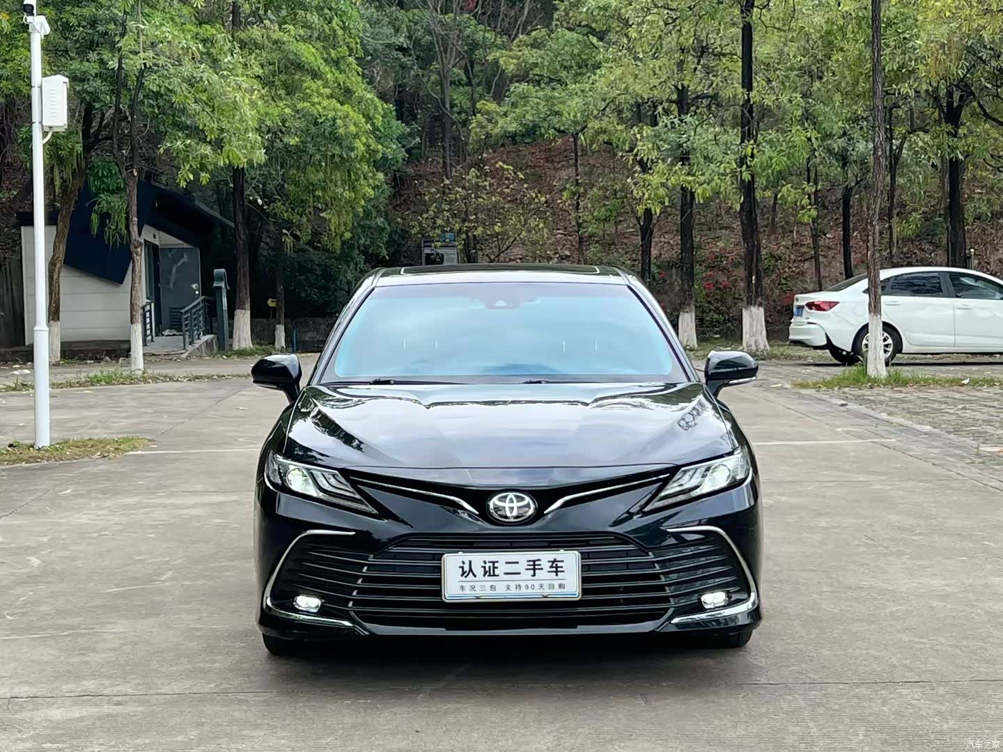 Toyota Camry, 2023 2