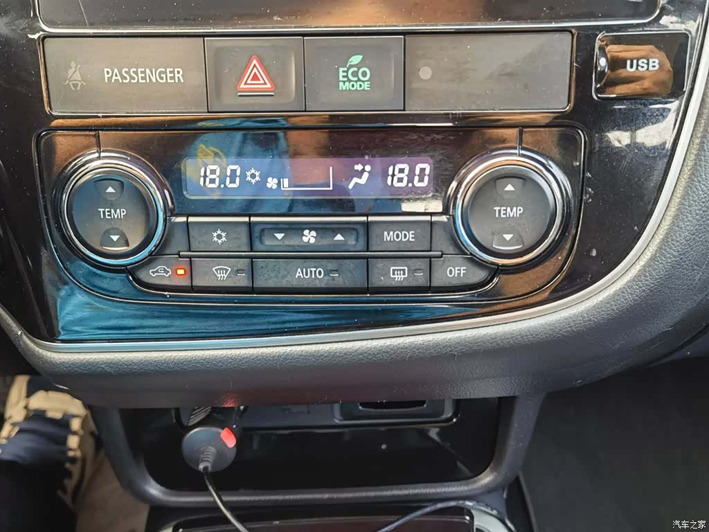 Mitsubishi Outlander, 2019 14