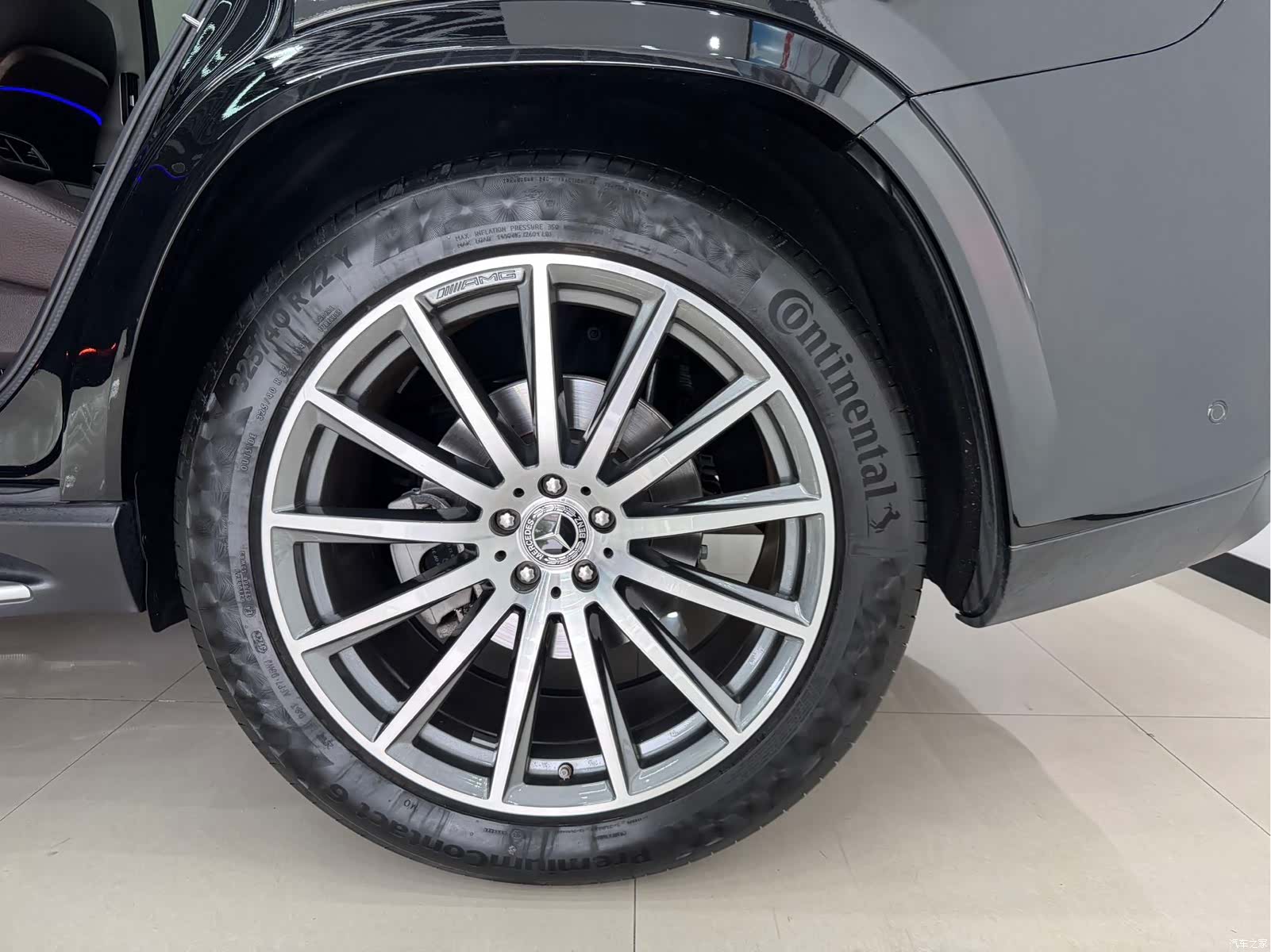 Mercedes-Benz GLS, 2023 все фото