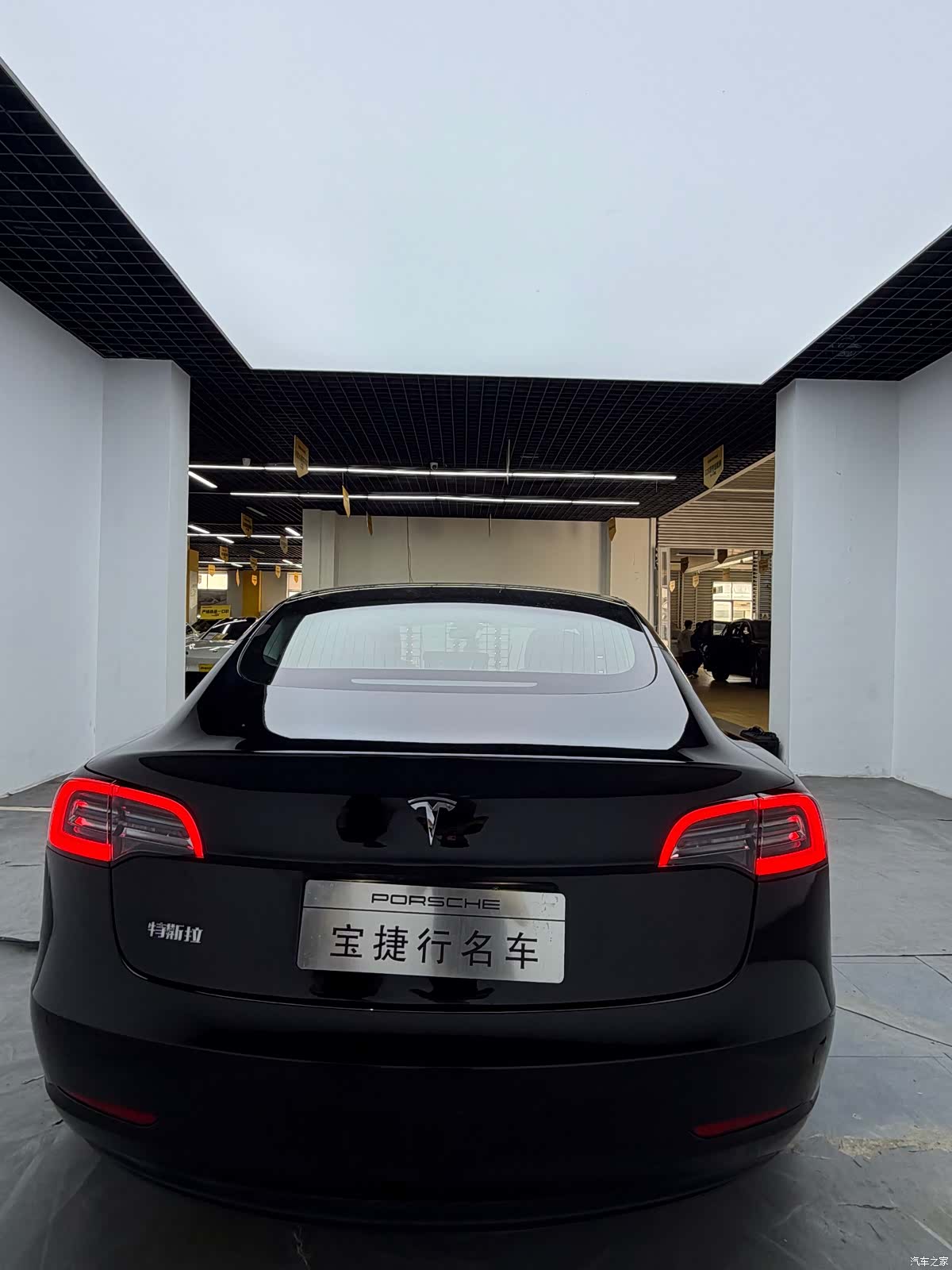 Tesla Model 3, 2020 21