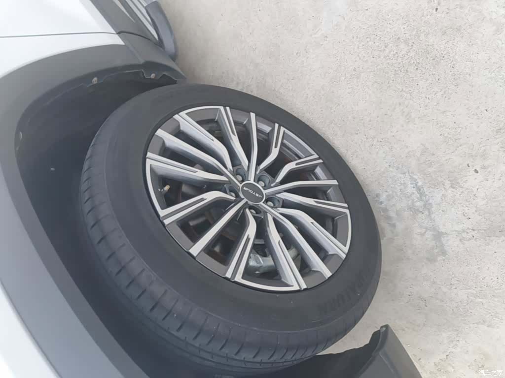 Jetour X90, 2022 23