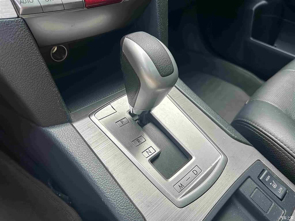 Subaru Outback, 2010 12
