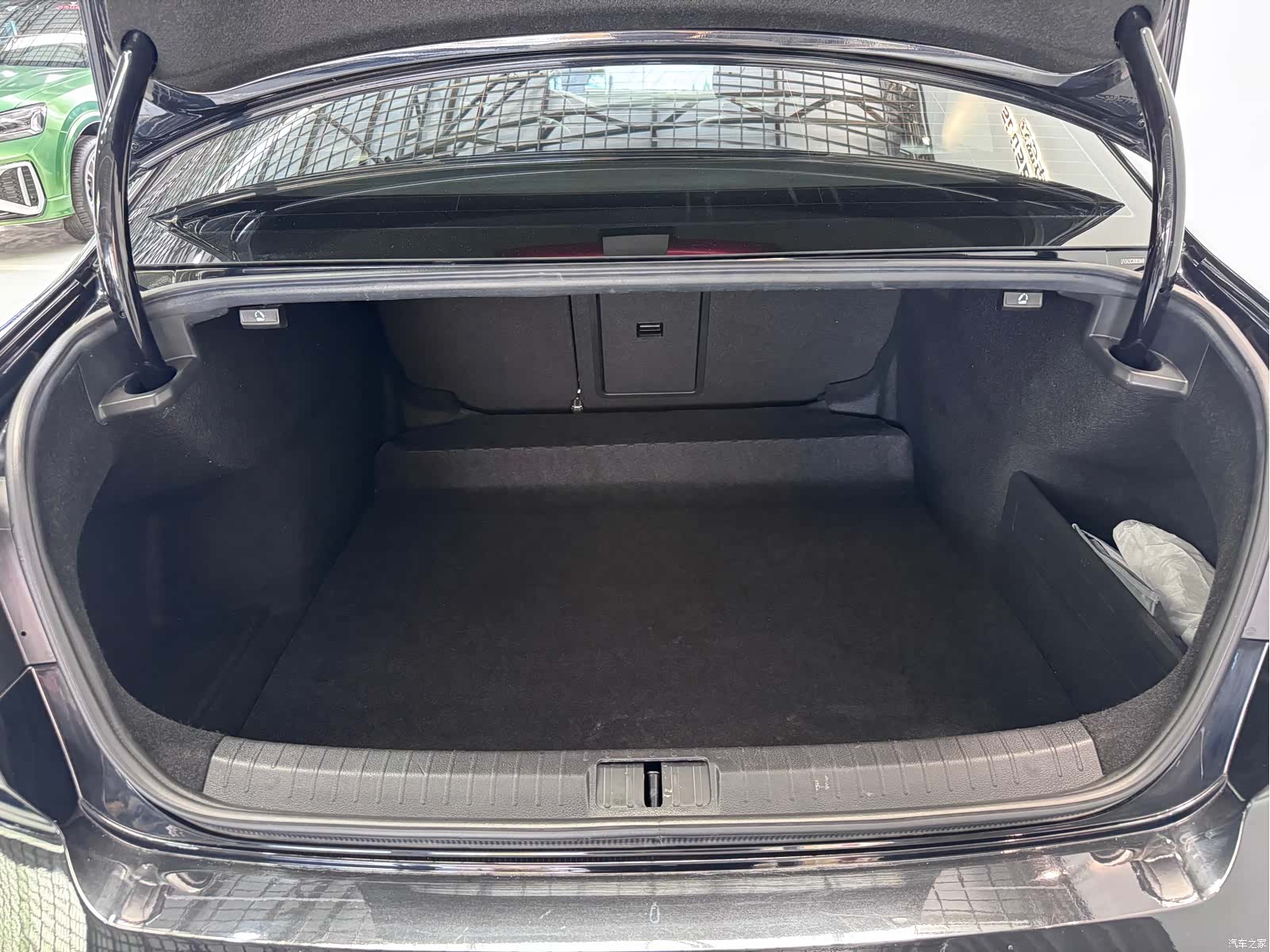 Volkswagen Magotan, 2022 25
