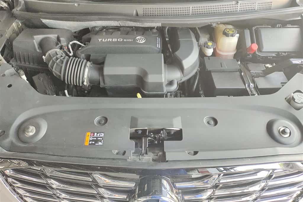 Buick GL8, 2024 10