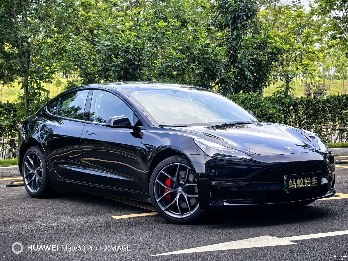 Tesla Model 3, 2022 3
