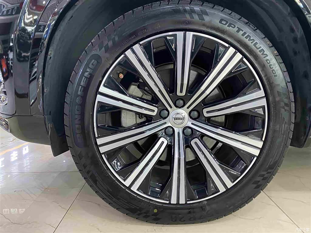 Volvo XC90, 2021 все фото