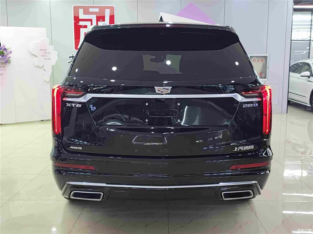 Cadillac XT6, 2023 все фото