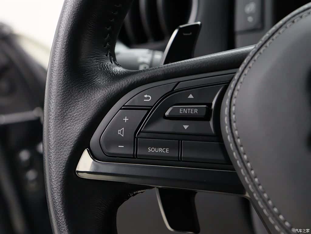 Nissan GT-R, 2017 15