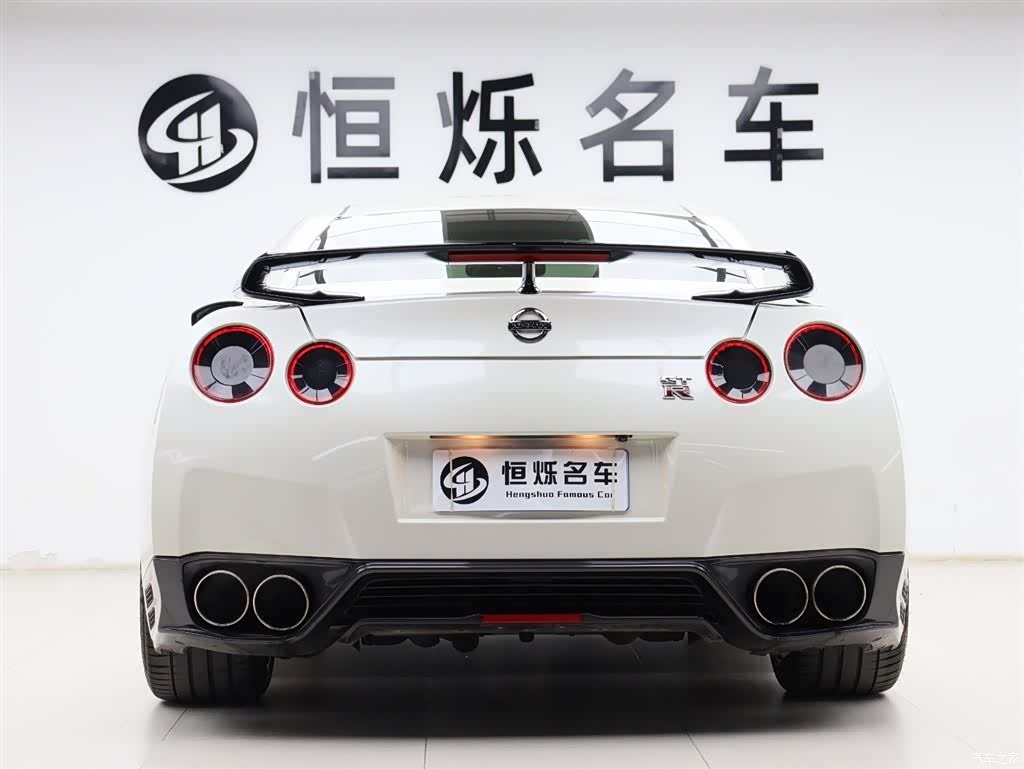 Nissan GT-R, 2017 26